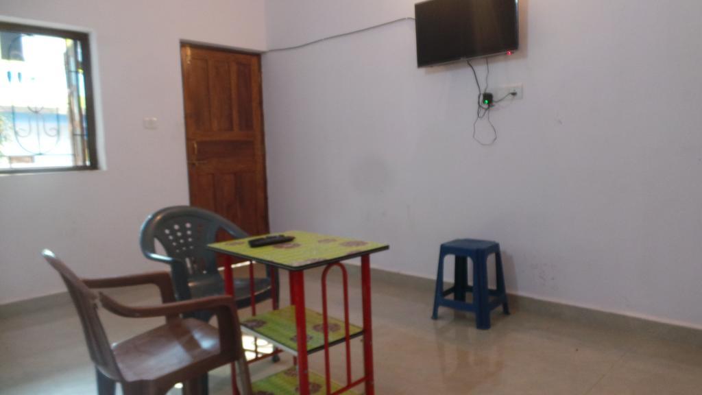 J.S Holiday Guest House Calangute Exterior photo